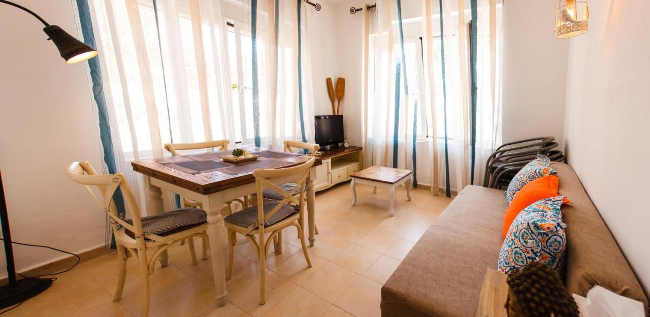 شقة La Casa De Dias Soleados دينايا المظهر الخارجي الصورة